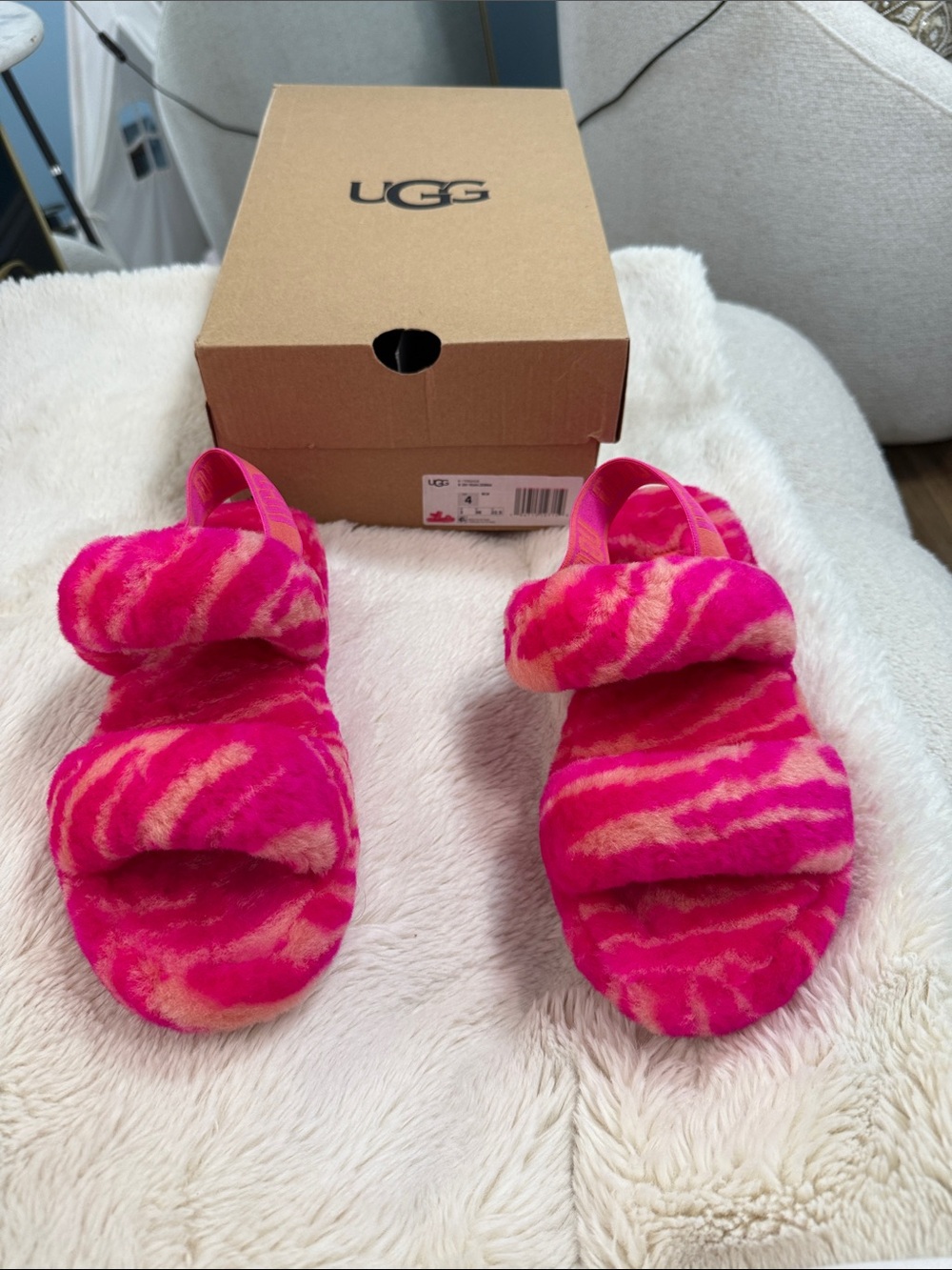 UGG Kids Hot Pink and Cream Zebra Faux-Fur Slide Sandals